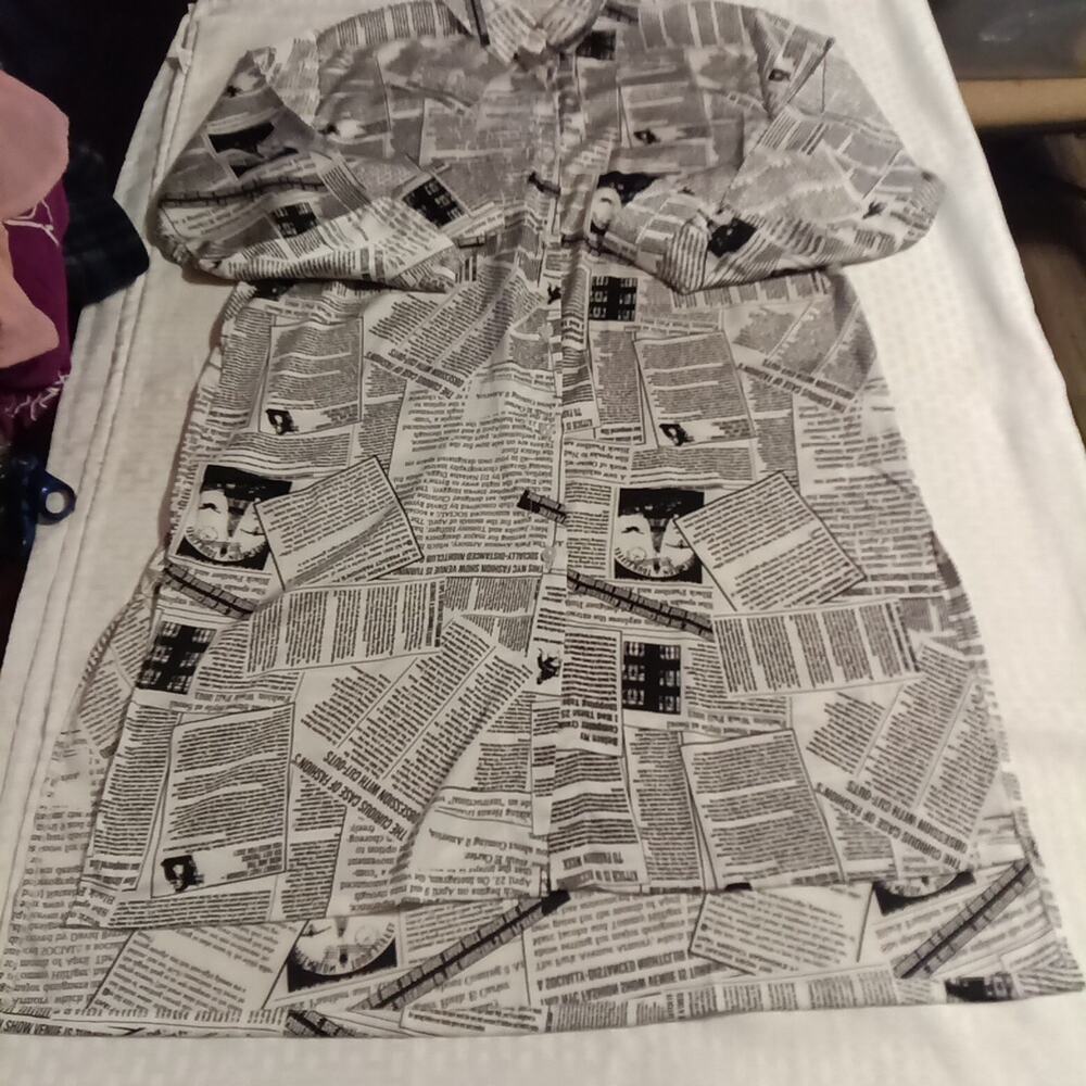 Jon & Anna Women's Dress/Blouse Size M Newspaper Print Long Sleeve Button Front
